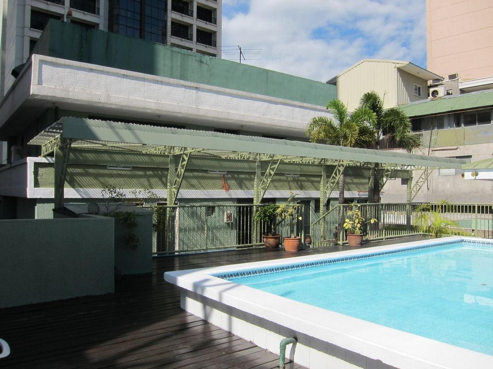 เดอะ ชาร์เตอร์ เฮาส์ Hotel Makati City ภายนอก รูปภาพ