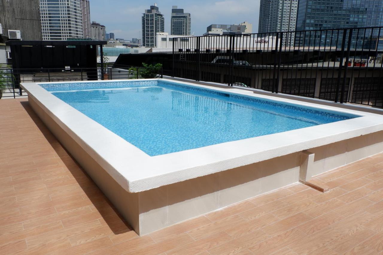 เดอะ ชาร์เตอร์ เฮาส์ Hotel Makati City ภายนอก รูปภาพ